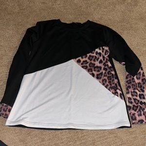 Super cute cheetah shirt